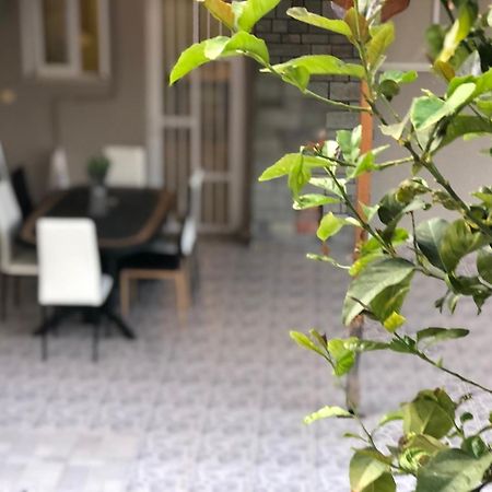 La Vita Apartments-Near Airport & Sea Artemida  Phòng bức ảnh