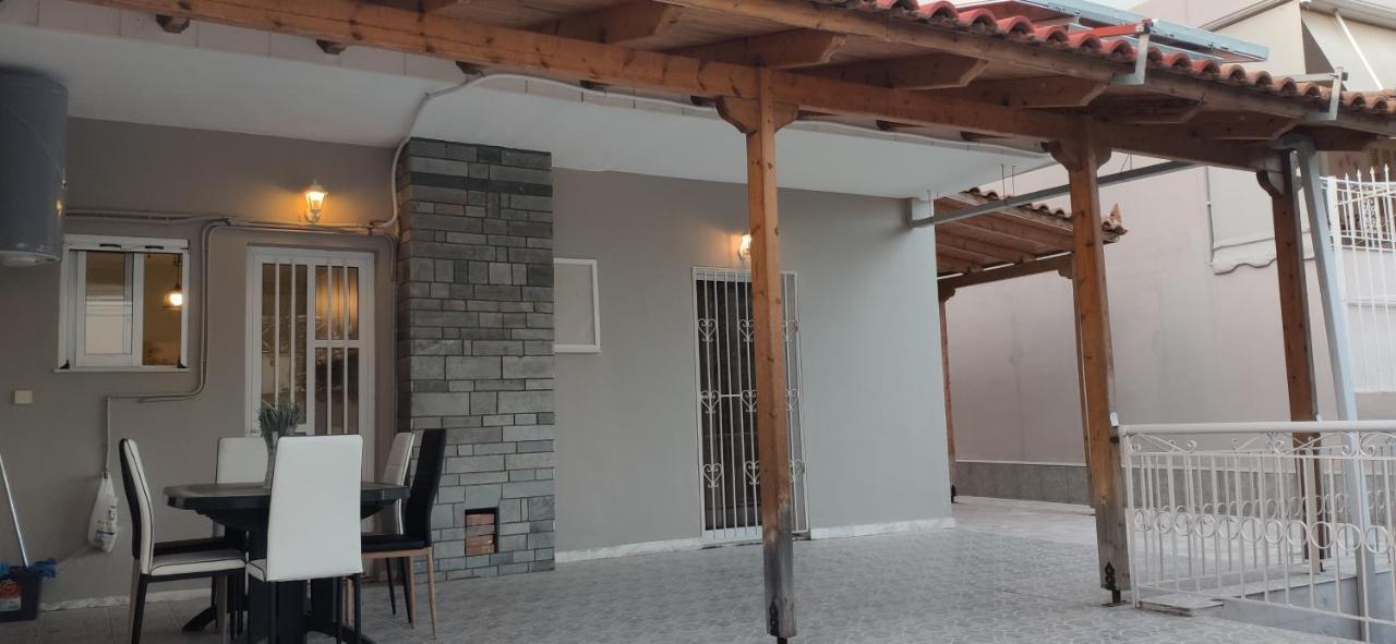 La Vita Apartments-Near Airport & Sea Artemida  Phòng bức ảnh
