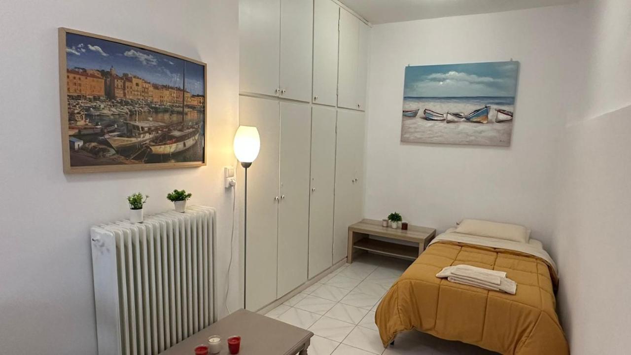 La Vita Apartments-Near Airport & Sea Artemida  Ngoại thất bức ảnh