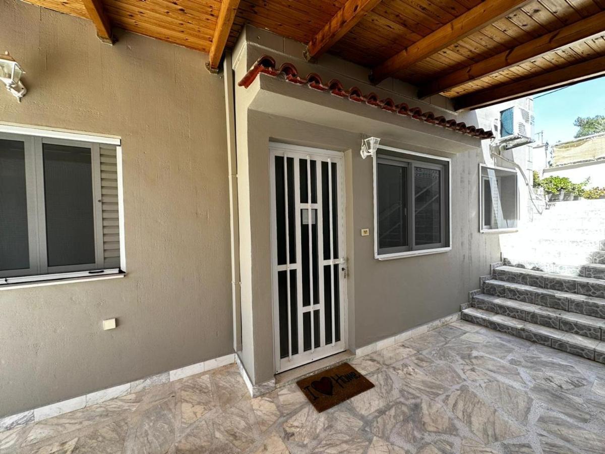 La Vita Apartments-Near Airport & Sea Artemida  Ngoại thất bức ảnh